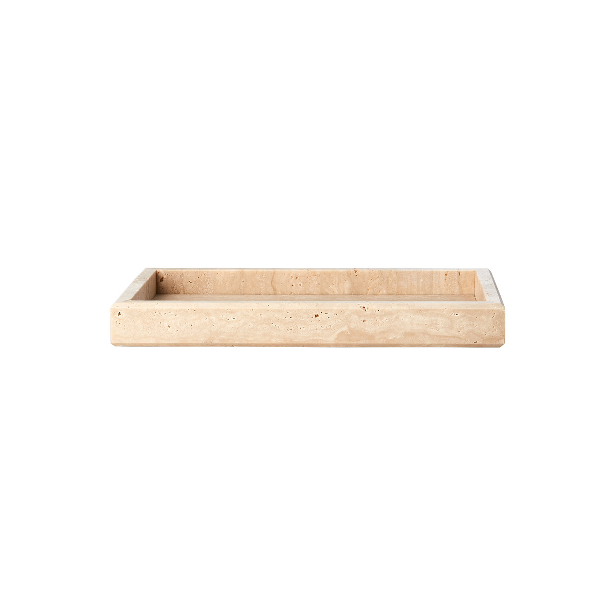 Närbild på THYME fat i natursten med vacker beige marmorering