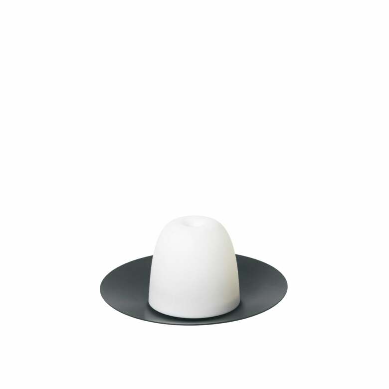 Ani Lamp LED-lampa placerad som en stilren bordslampa