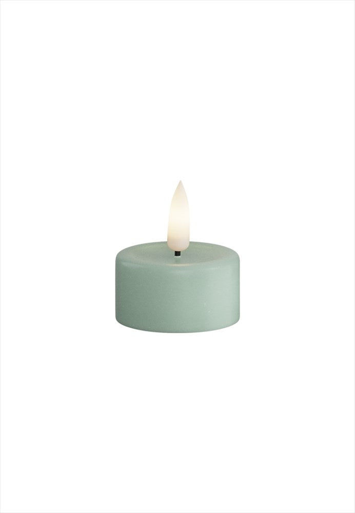 Ljusgrönt Sage Green LED-värmeljus från Deluxe Homeart med realistisk 3D-flamma