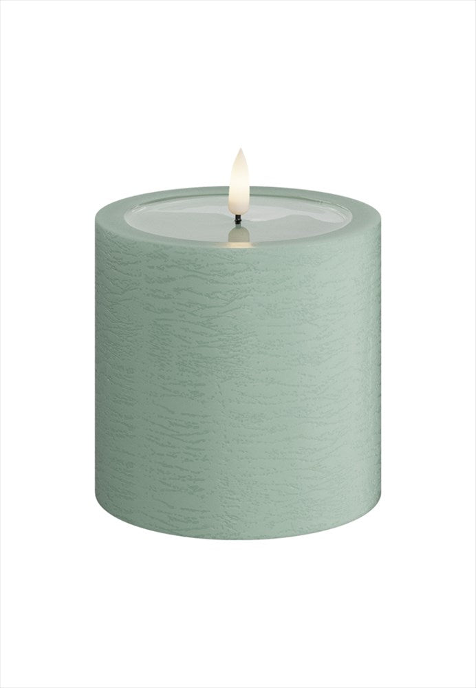 Unique LED Blockljus Sage Green 10x10 cm med realistisk 3D-låga och strukturerad yta