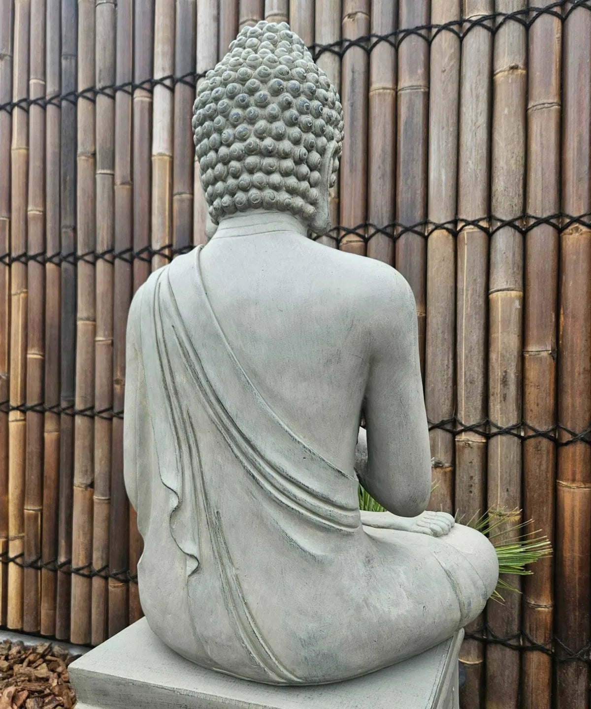 Sittande Buddha Trädgårdsstaty – 75 cm, grå - Hemboden