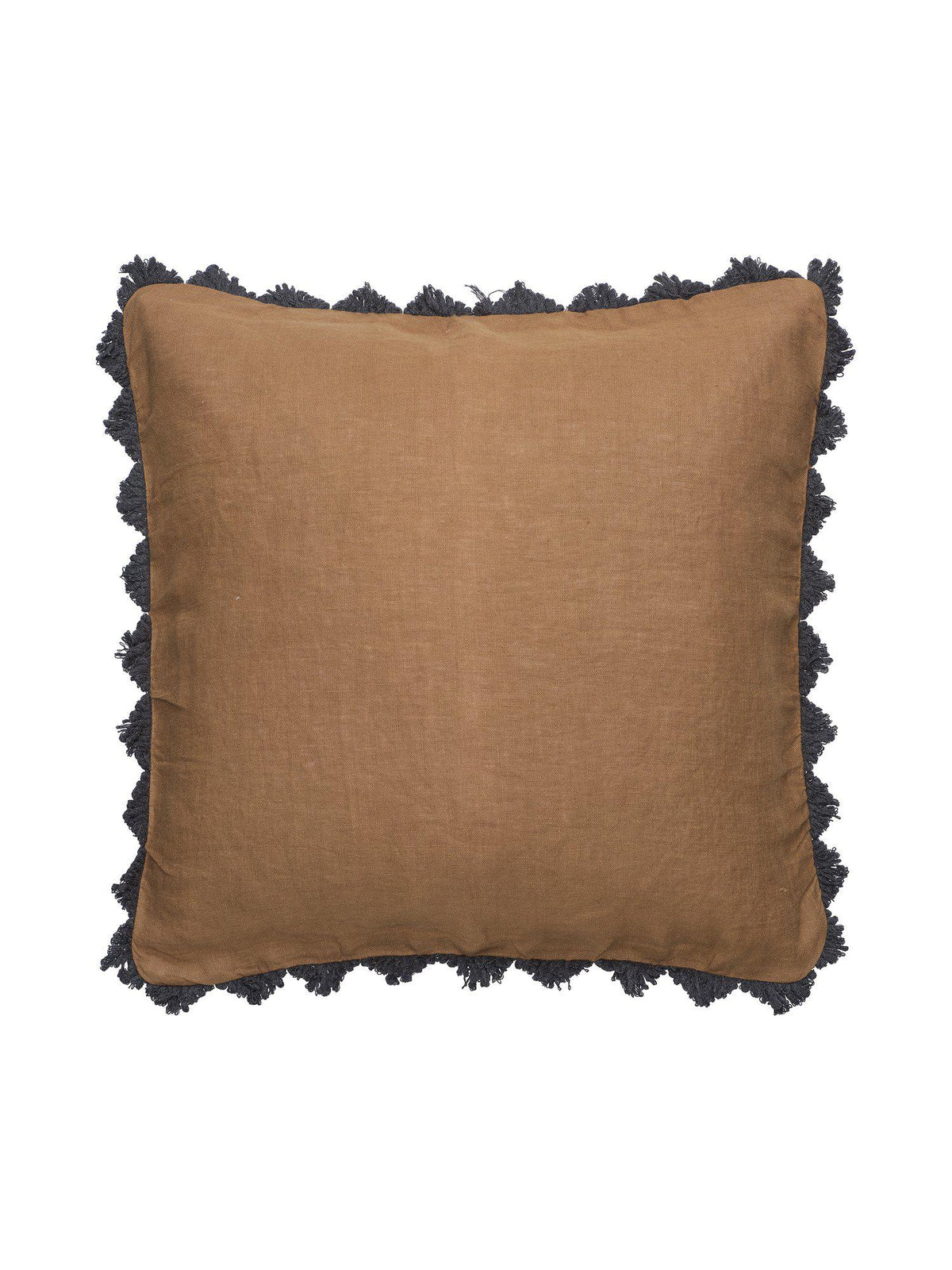 Ida Kudde Fudge 50x50cm i brunt linne med mörka dekorativa fransar