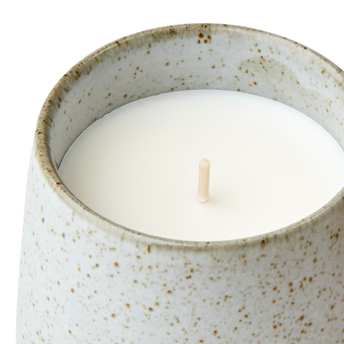 Förpackningen till RO doftljus Sea Salt & Coconut i naturlig papp med blommönster