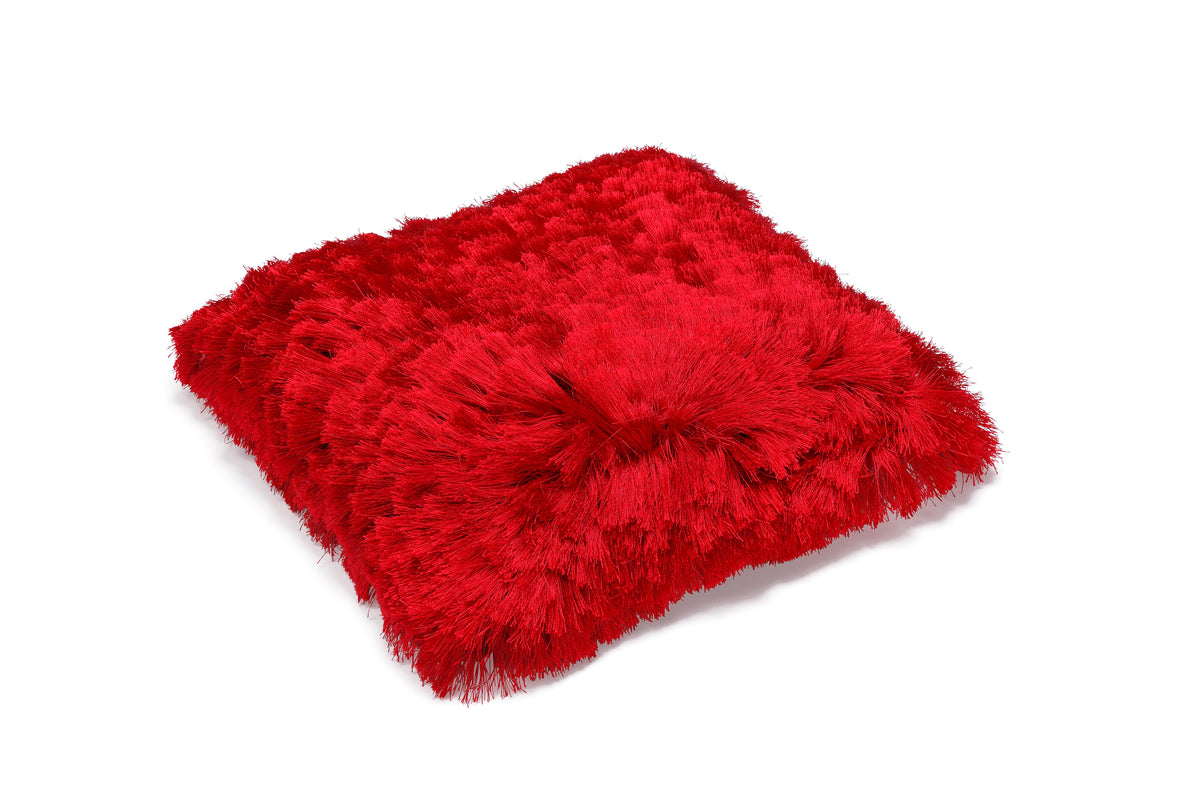 Fluffigt hallonrött kuddfodral Hondje 45x45 cm från Etol Design
