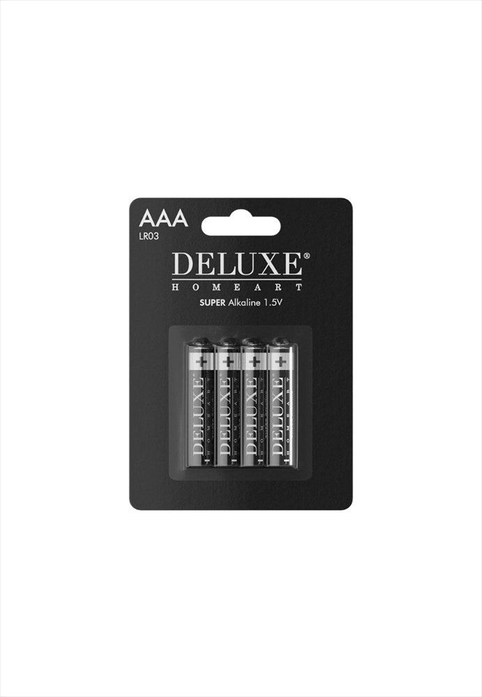 Förpackning med 4 stycken Deluxe Homeart AAA 1,5V Super Alkaline batterier