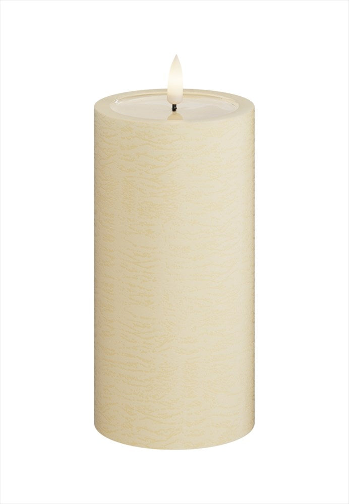 Unique LED Blockljus Cream 7,5x15 cm med verklighetstrogen låga