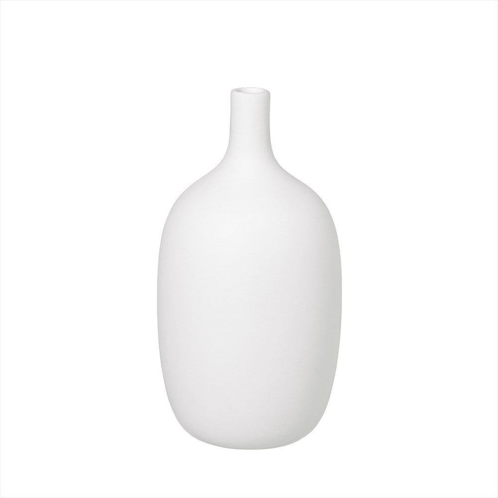 Vit Ceola vas i glaserad keramik med smal öppning och japansk design